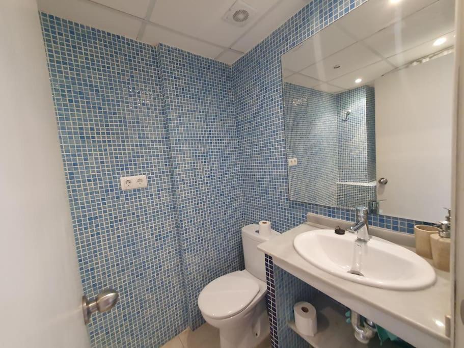 Seafront Apartment With Open-Air Heated Pool Fuengirola Exterior foto